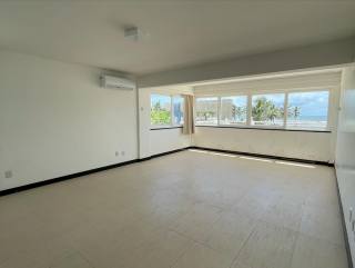 Casa com Piscina no Condomínio Lago Paranoá