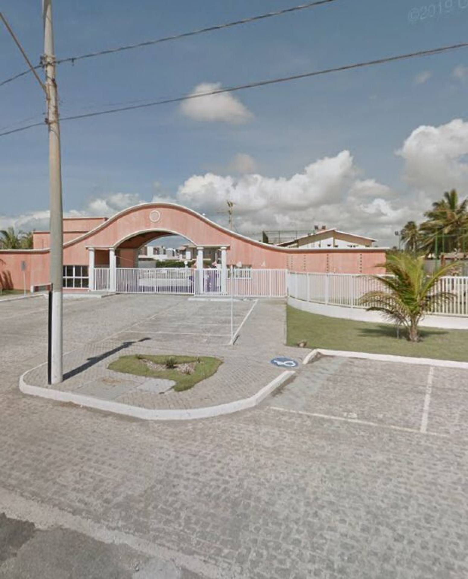 Condomínio Portal dos Trópicos (porteira fechada)
