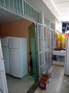 Prédio Comercial no Dezoito do Forte