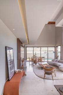 Casa Duplex com Piscina no Condomínio Águas Claras