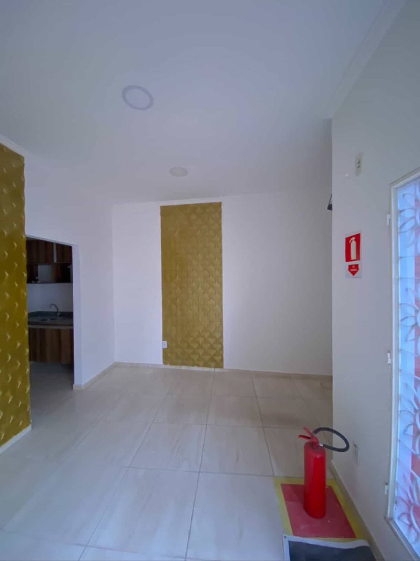 Alugo Ponto Comercial - Bosque