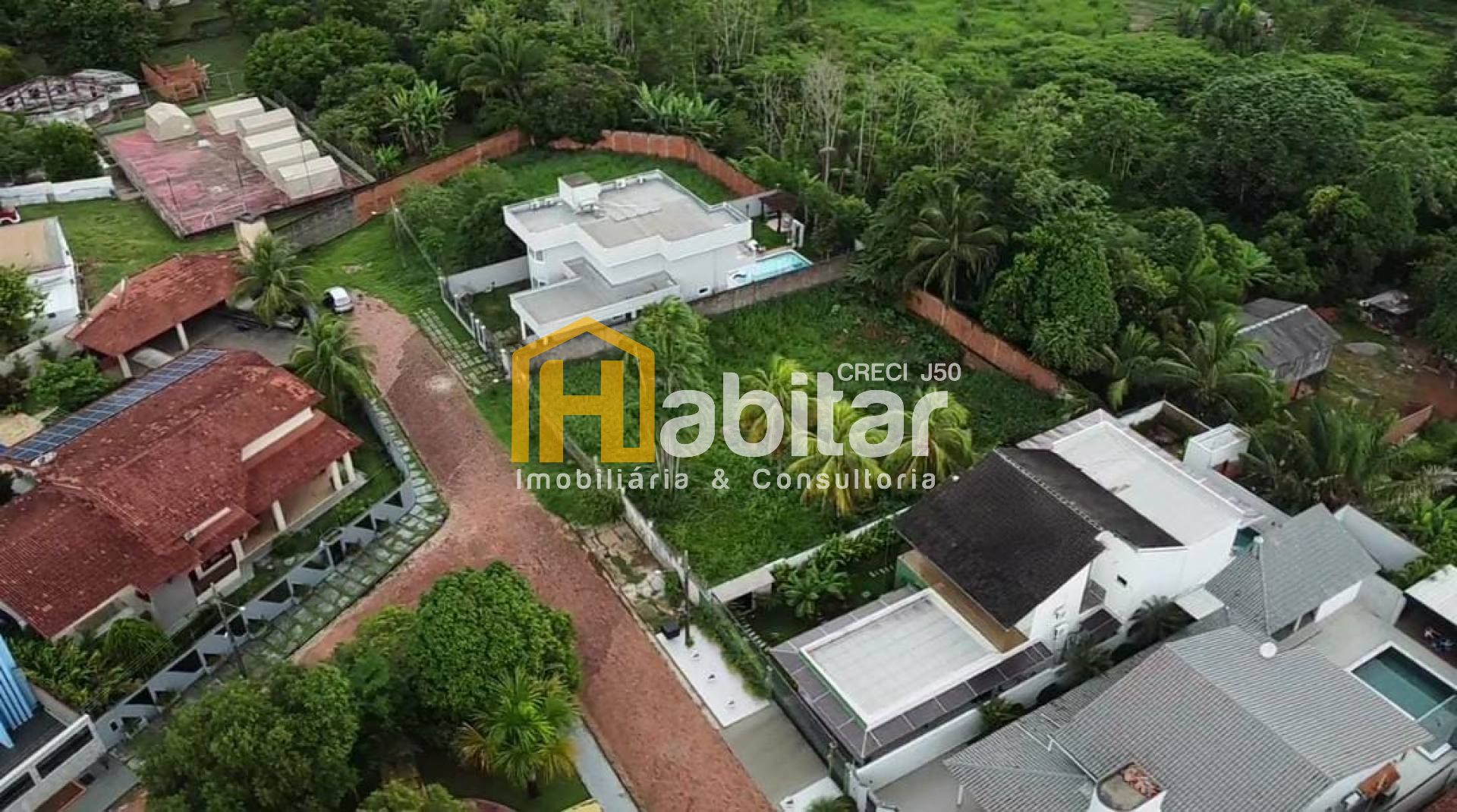 Terreno a venda no Condomínio Invernada