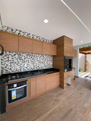 Vendo casa sol da manha no Condomínio Vivaldi Residências