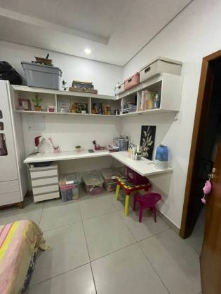 Casa Para Vender com 2 suítes no bairro Nova Esperança em Rio Branco