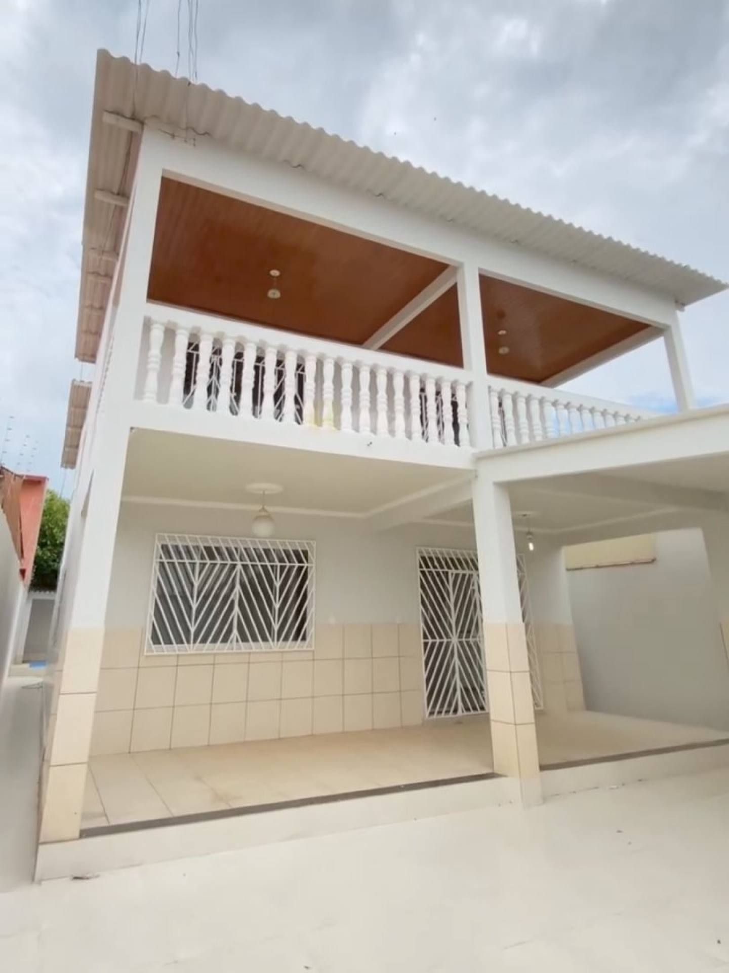 Casa Para Vender com 4 quartos 1 suítes no bairro Morada Do Sol em Rio Branco