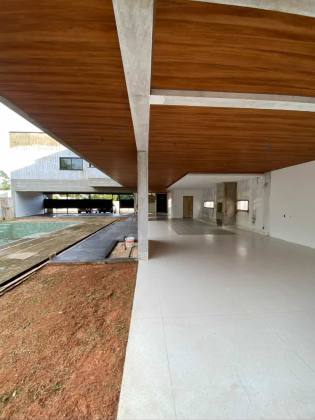 Casa no Condomínio Chácara Ipê Para Vender com 4 quartos 4 suítes em Rio Branco Acre