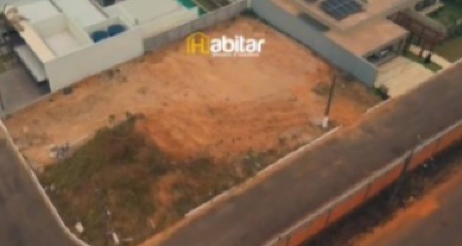 Lote / Terreno plano para venda no Condomínio Residencial Chácara Ipê em Rio Branco