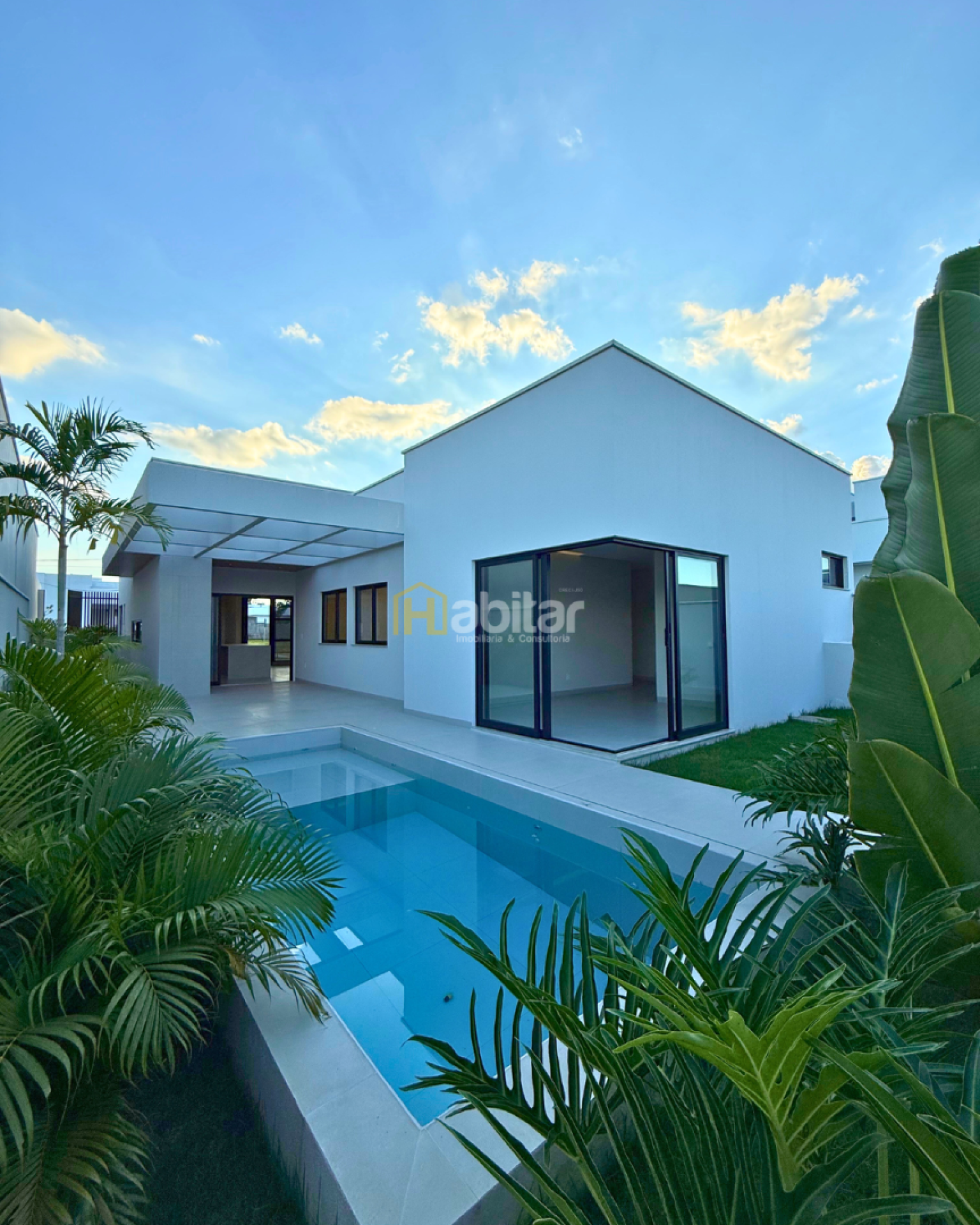 Casa no Condomínio Swiss Park Para Vender com 3 suítes no bairro Portal da Amazônia em Rio Branco Acre