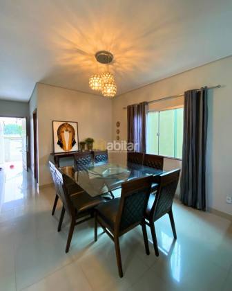 Casa Para Vender com 3 quartos sendo 1 suítes no bairro Vitoria em Rio Branco