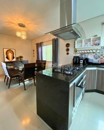 Casa Para Vender com 3 quartos sendo 1 suítes no bairro Vitoria em Rio Branco