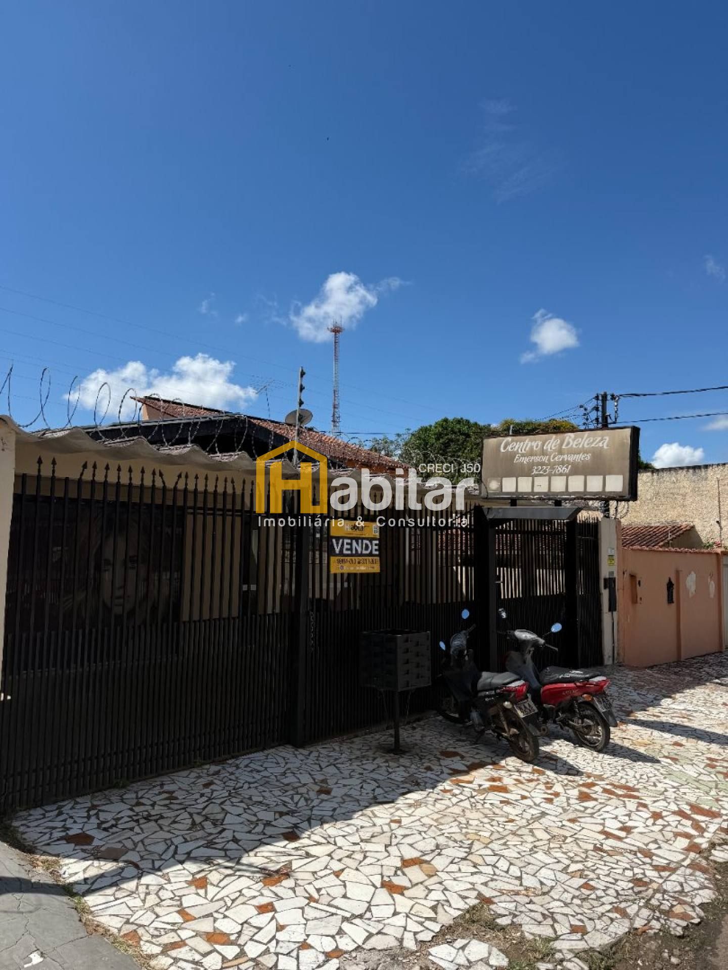 Casa Com Ponto Comercial Para Vender com 3 quartos 1 suítes no bairro Aviário em Rio Branco