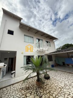 Casa Com Ponto Comercial Para Vender com 3 quartos 1 suítes no bairro Aviário em Rio Branco