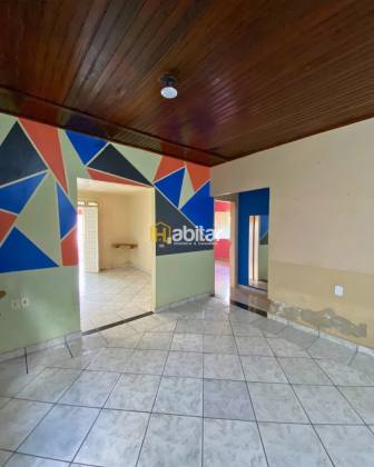 Casa Para Alugar com 3 quartos 3 suítes no bairro Isaura Parente Próximo ao Mercale em Rio Branco