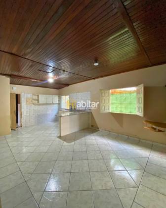 Casa Para Alugar com 3 quartos 3 suítes no bairro Isaura Parente Próximo ao Mercale em Rio Branco