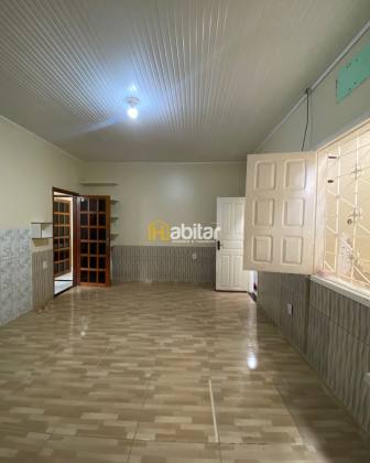 Casa Para Alugar com 3 quartos 3 suítes no bairro Isaura Parente Próximo ao Mercale em Rio Branco
