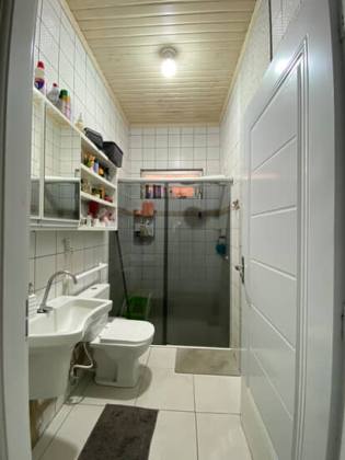Casa Para Vender com 2 quartos no bairro Abraão Alab Proximo ao Colégio Meta em Rio Branco