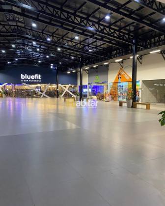 Galeria Alpha Mall Para Alugar na  Av. Antônio da rocha viana em Rio Branco no Acre
