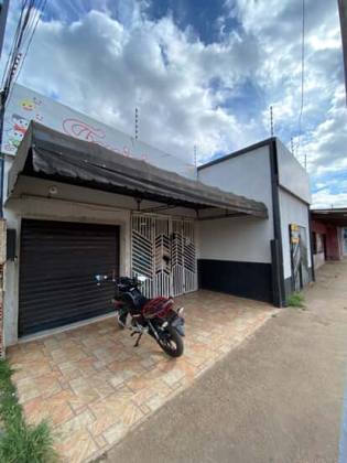 Ponto Comercial com casa e mega lote Para Vender na Principal da Sobral em Rio Branco