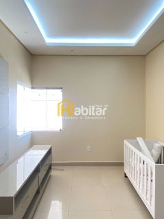 Alugo Casa com 02 Suítes e Piscina (sendo um suíte com closet) - Próximo a Havan