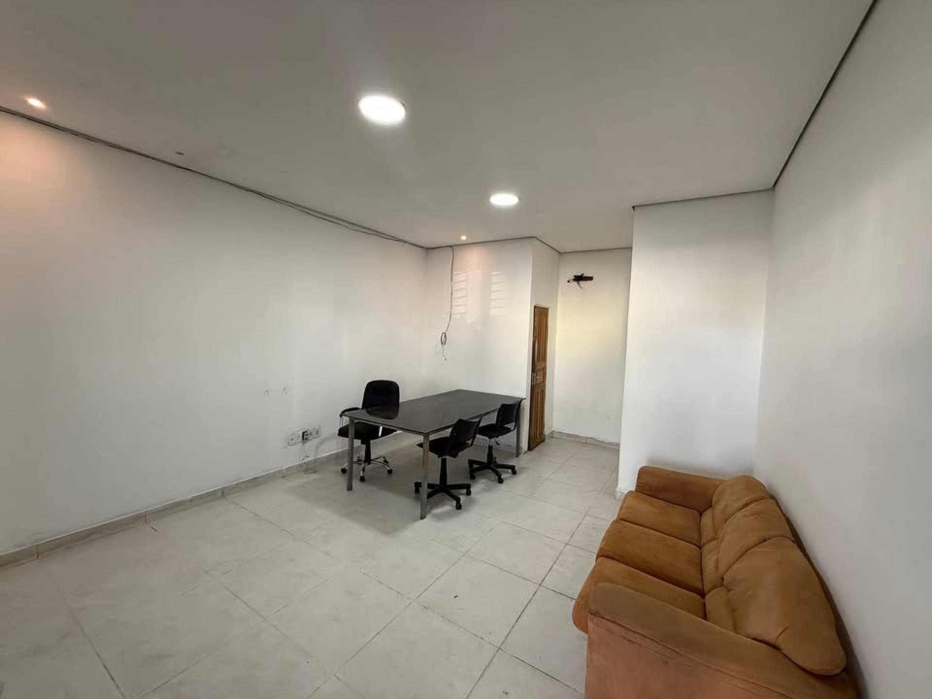 Sala Comercial Para Alugar no bairro Bosque em Rio Branco