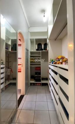 Casa Para Vender com 3 suítes no bairro Bosque em Rio Branco