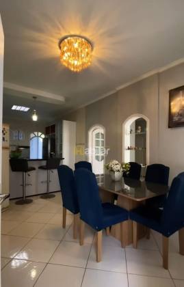 Casa Para Vender com 3 suítes no bairro Bosque em Rio Branco