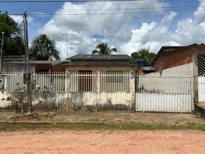 Casa Para Vender com 2 quartos 1 suítes no bairro Universitário em Rio Branco