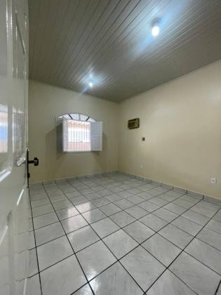 Casa Para Vender com 2 quartos sendo 1 suítes no bairro Conjunto Tangará. em Rio Branco