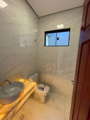 Casa Para Vender com 3 quartos sendp 1 suítes no Bairro Reserva Da Amazonia em Rio Branco