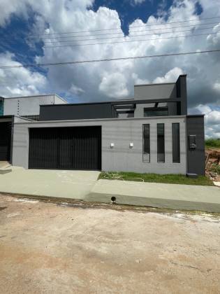 Casa Para Vender com 3 quartos sendp 1 suítes no Bairro Reserva Da Amazonia em Rio Branco