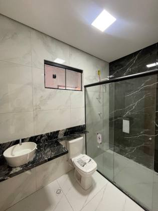 Casa Para Vender com 3 quartos sendp 1 suítes no Bairro Reserva Da Amazonia em Rio Branco