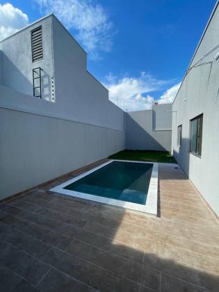 Casa Para Vender com 3 quartos sendp 1 suítes no Bairro Reserva Da Amazonia em Rio Branco