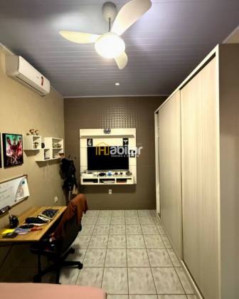 Casa Para Vender com 4 quartos sendo 2 suítes no Bairro Xavier Maia em Rio Branco