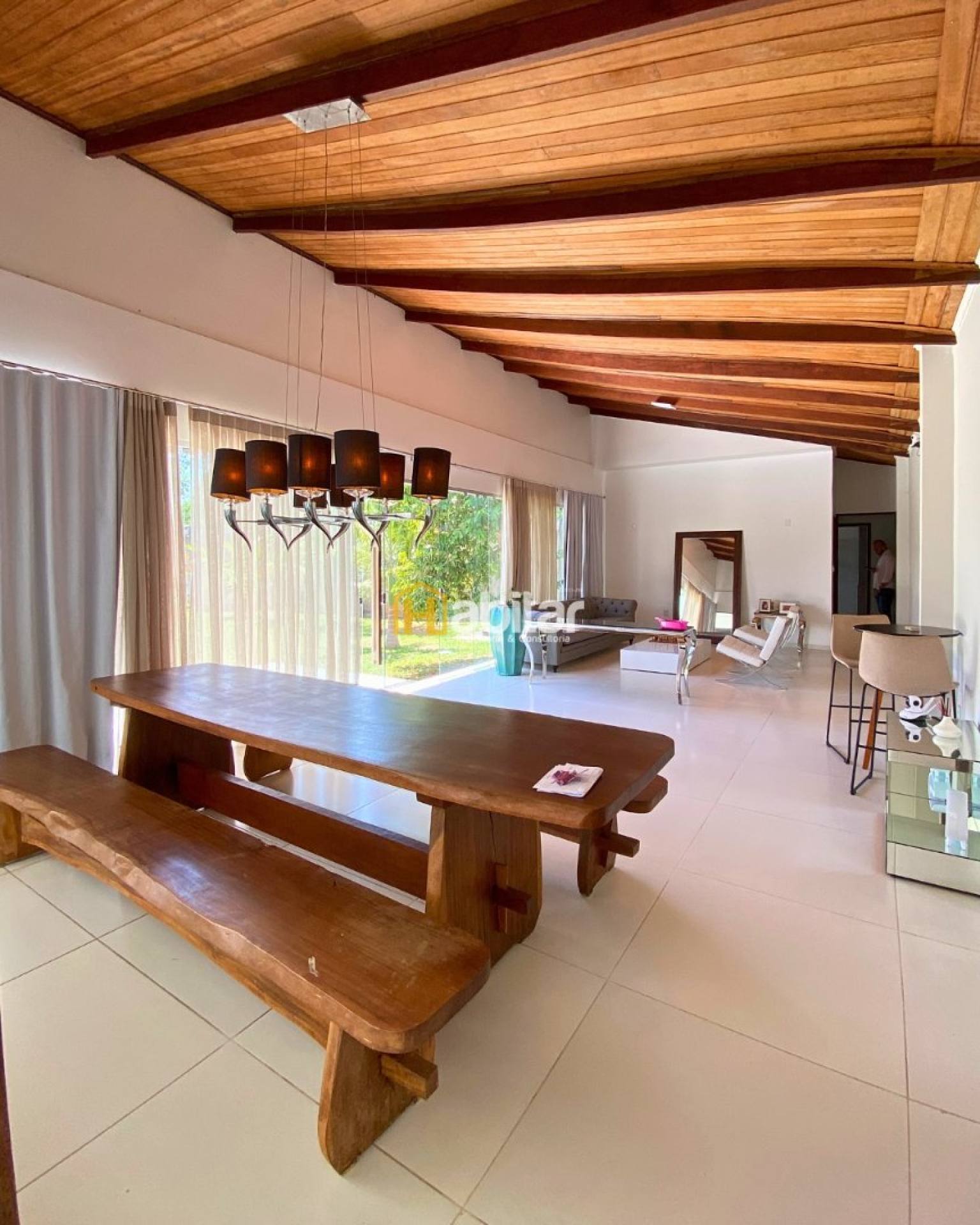 Alugo Casa Semi-Mobiliada com 3 quartos sendo 1 suítes no bairro Conjunto Mariana em Rio Branco Acre