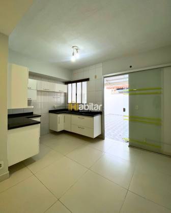 Casa No Condominio Green Gardens Para Vender com 2 quartos sendo 1 suíte