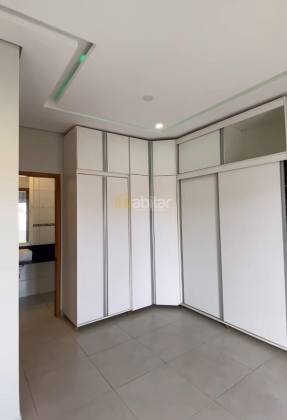 Casa Para Vender com 2 suítes no bairro Nova Esperança em Rio Branco