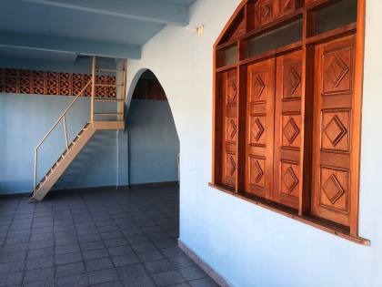 Casa Para Vender com 3 suítes no bairro Universitário em Rio Branco