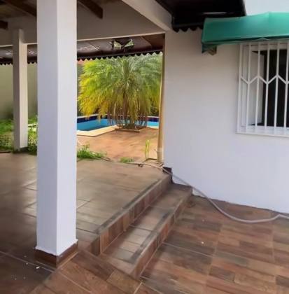 Casa Para Vender com 2 quartos e Piscina no bairro Tancredo Neves em Rio Branco