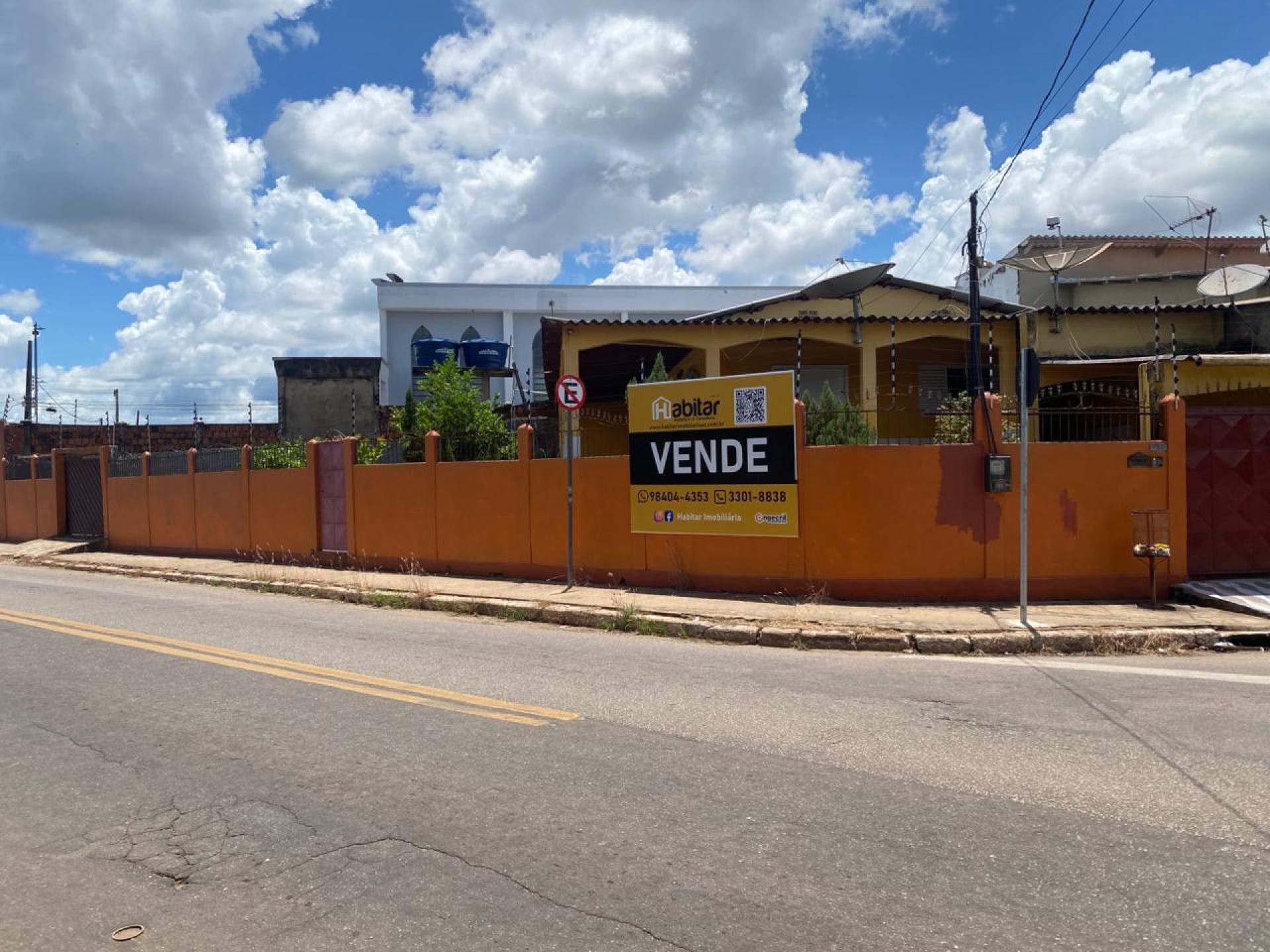 Casa Comercial Para Vender com 3 quartos no bairro Isaura Parente em Rio Branco