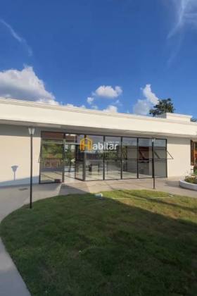 Lote De Esquina no Condomínio Jardins D' Itália