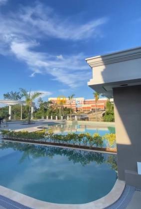 Lote De Esquina no Condomínio Jardins D' Itália