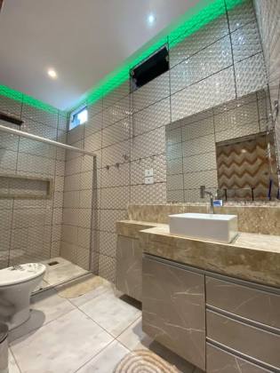 Casa Para Vender com 4 quartos sendo 2 suítes no bairro Vitoria em Rio Branco