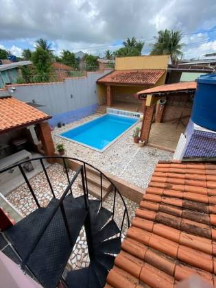 Casa Para Vender com 4 quartos sendo 2 suítes no bairro Vitoria em Rio Branco