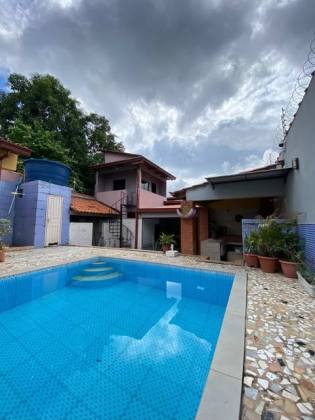 Casa Para Vender com 4 quartos sendo 2 suítes no bairro Vitoria em Rio Branco