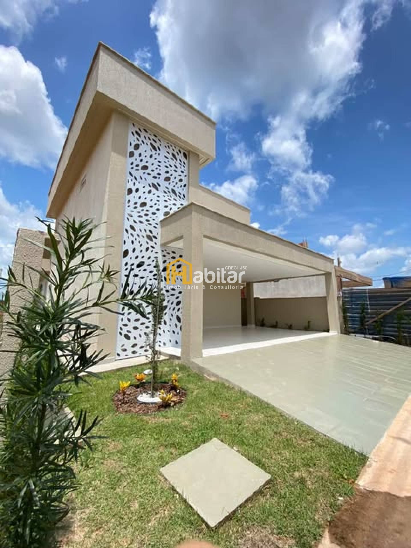 Vendo Casa Nova no Condomínio Residencial Jardins de Itália com 3 suítes em Rio Branco No Acre