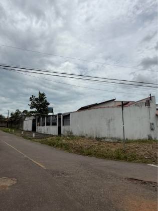 Casa Para Vender com 3 quartos no bairro Edson Cadaxo em Rio Branco
