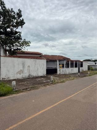 Casa Para Vender com 3 quartos no bairro Edson Cadaxo em Rio Branco