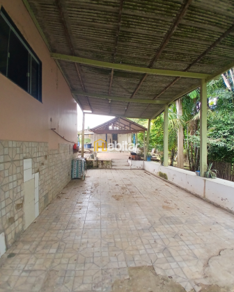 VENDO CHÁCARA NO BAIRRO VILA ACRE