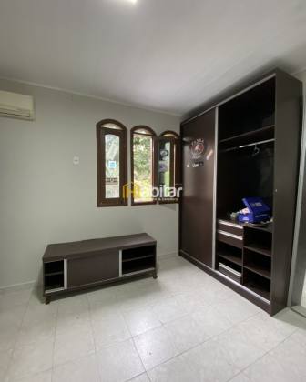 Casa Para Alugar com 5 quartos sendo 2 suítes no bairro Bosque em Rio Branco Acre