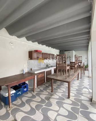 Casa Para Alugar com 5 quartos sendo 2 suítes no bairro Bosque em Rio Branco Acre